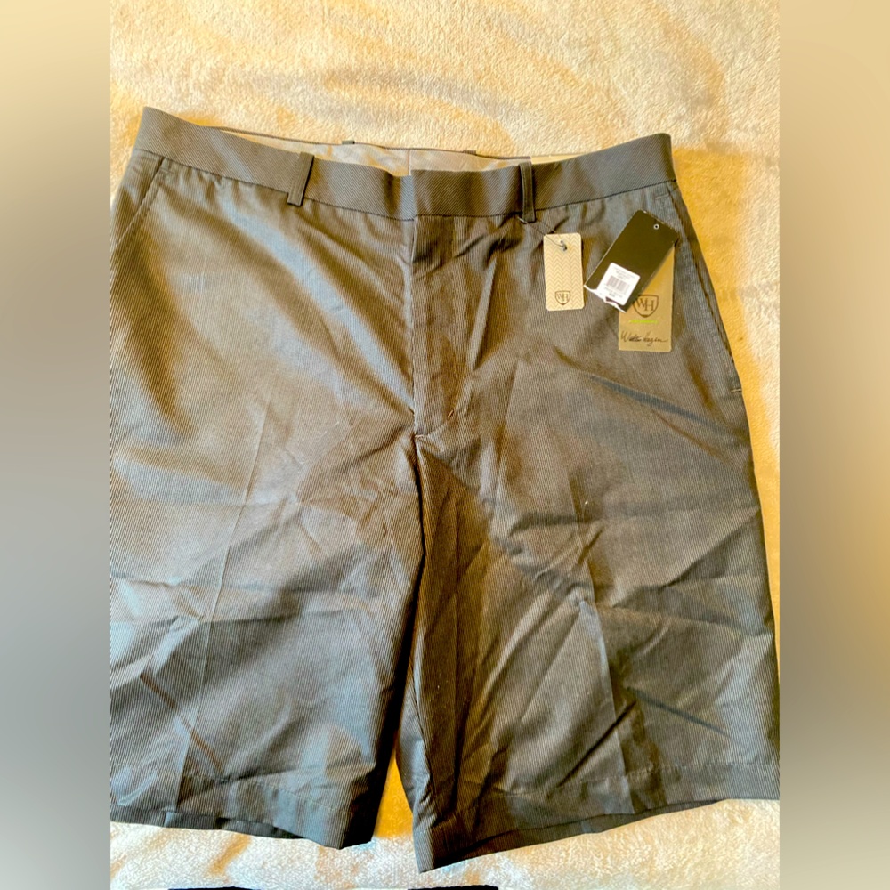 Walter Hagen golf shorts NWT 36